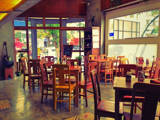 gaia-art-cafe