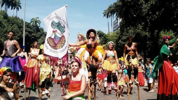 mulheres-rodadas