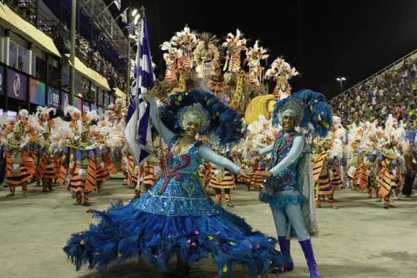 vida-nocturna-en-río-de-janeiro-carnaval